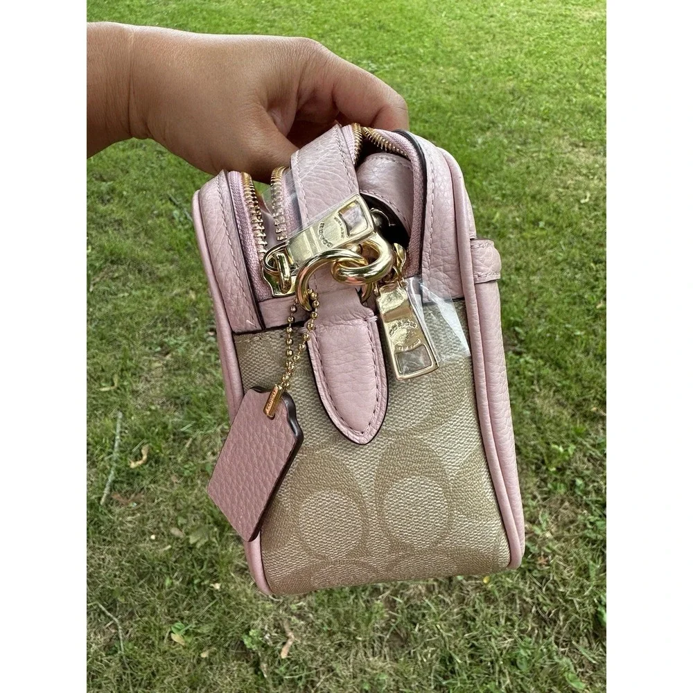 Disney X Coach 101 Dalmatians Signature Pink Pebbled Leather Crossbody Purse New
